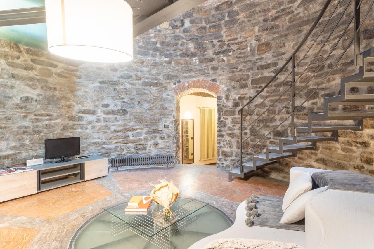 Ice Queen Chamber By Rent All Como Exteriör bild